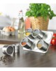 Support magnétique pour mettre en avant vos épices dans une cuisine moderne.