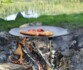 2 planchas en fonte pour camping, barbecues et pique nique