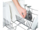 Couverts mis au lave-vaisselle protégés des chocs et des éraflures pendant le cycle de lavage grâce aux capuchons de protection Sichler Haushalgeräte