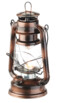 Conçue selon un design classique, la lampe ressemble à s'y méprendre à ses ancêtres
