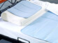 Sur-matelas rafraîchissant - 90 x 90 cm - Bleu Newgen Medicals. Nettoyage facile : peut être essuyé avec un chiffon humide
