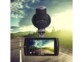 Filmez vos trajets en voiture avec la dashcam et enregistrez des données sur votre conduite grâce au logiciel Roadvizion.