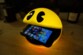 Station de charge à induction Pac-Man avec fonction veilleuse.