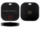 Trois vues du porte-clés siffleur noir au design carré avec angles arrondis, touche rouge sur le dessus avec logo central Pearl et oeillet de fixation à l'anneau sur la partie supérieure de la façade et haut-parleur à l'arrière