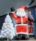 Pere noel Le Père Noël de 270 cm qui agite la main et éclaire le chemin de votre maison