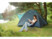 Chaise de camping pliable avec tente et mannequin assis